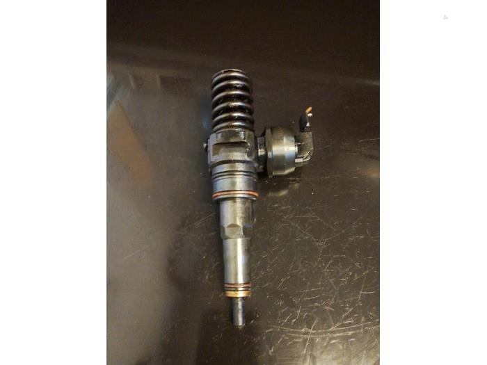 Gebruikte Verstuiver (diesel) Volkswagen Polo IV (9N1/2/3) 1.4 TDI 75 Prijs € 40,00 Margeregeling aangeboden door Umit Sloperij