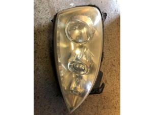 Gebruikte Koplamp rechts Opel Combo (Corsa C) 1.4 16V Twin Port Prijs € 50,00 Margeregeling aangeboden door Umit Sloperij
