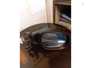 Gebruikte Spiegel Buiten rechts Citroen Xsara Picasso (CH) 1.8 16V Prijs € 25,00 Margeregeling aangeboden door Umit Sloperij