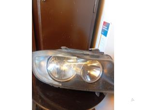 Gebruikte Rechter Koplamp BMW 3 serie (E90) 325i 24V Prijs € 70,00 Margeregeling aangeboden door Umit Sloperij
