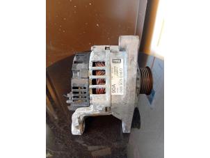 Gebruikte Alternator Volkswagen Passat (3B3) 1.8 Turbo 20V Prijs € 30,00 Margeregeling aangeboden door Umit Sloperij