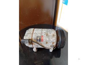 Gebruikte Pomp Airco Volkswagen Golf IV Variant (1J5) 1.6 16V Prijs € 40,00 Margeregeling aangeboden door Umit Sloperij