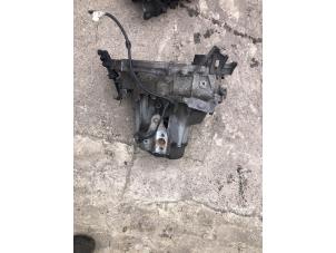 Gebruikte Versnellingsbak Citroen C3 (FC/FL/FT) 1.4 Prijs € 120,00 Margeregeling aangeboden door Umit Sloperij