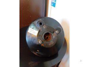 Gebruikte Rembol Chevrolet Spark (M300) 1.0 16V Bifuel Prijs € 40,00 Margeregeling aangeboden door Umit Sloperij