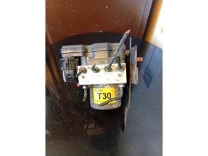 Gebruikte ABS Pomp Kia Picanto (TA) 1.2 16V Prijs € 70,00 Margeregeling aangeboden door Umit Sloperij