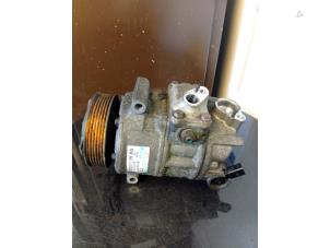 Gebruikte Aircopomp Volkswagen Golf Plus (5M1/1KP) 2.0 TDI DPF Prijs € 75,00 Margeregeling aangeboden door Umit Sloperij