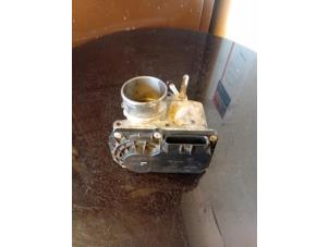 Gebruikte Gasklephuis Mitsubishi Colt (Z2/Z3) 1.3 16V CZ3 Prijs € 50,00 Margeregeling aangeboden door Umit Sloperij