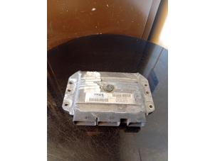 Gebruikte Computer Motormanagement Renault Megane II CC (EM) 2.0 16V Prijs € 100,00 Margeregeling aangeboden door Umit Sloperij