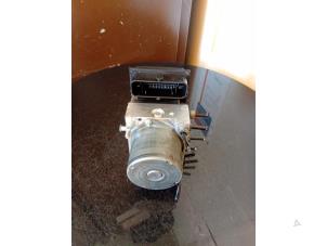 Gebruikte ABS Pomp Citroen C4 Coupé (LA) 1.6 16V Prijs € 75,00 Margeregeling aangeboden door Umit Sloperij