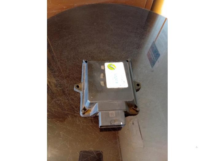 LPG Module van een Ford Fiesta 5 (JD/JH) 1.4 16V 2005