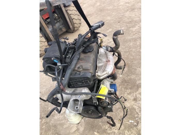 Gebruikte Motor Peugeot 206 (2A/C/H/J/S) 1.4 XR,XS,XT,Gentry Prijs € 200,00 Margeregeling aangeboden door Umit Sloperij