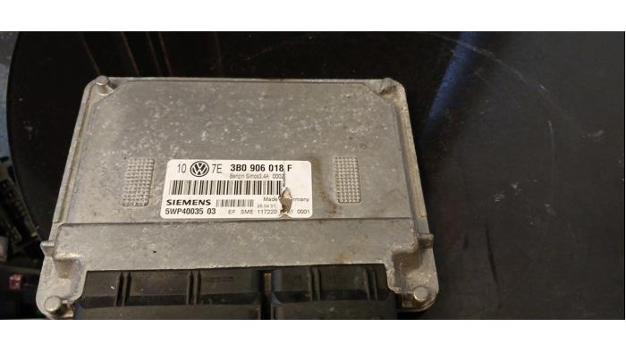 Gebruikte Computer Motormanagement Volkswagen Passat Variant (3B6) 1.6 Prijs € 100,00 Margeregeling aangeboden door Umit Sloperij