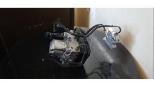 ABS Pomp van een Honda Jazz (GE6/GE8/GG/GP) 1.4 VTEC 16V 2012