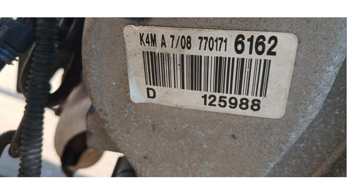 Motor van een Renault Scénic I (JA) 1.6 16V Bifuel 2003