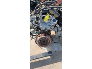 Motor van een Renault Scénic I (JA) 1.6 16V Bifuel 2003