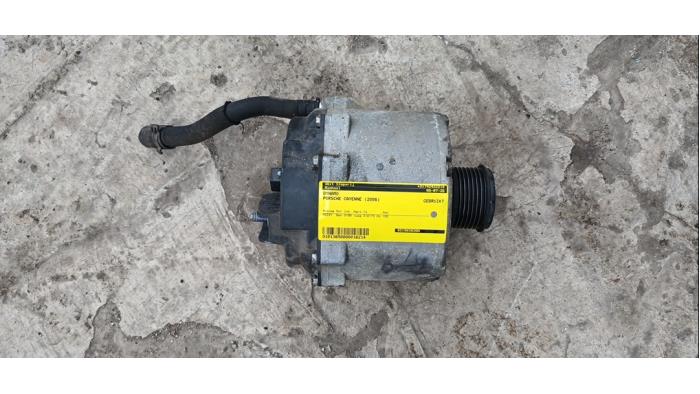 Gebruikte Dynamo Porsche Cayenne (9PA) 3.2 V6 24V Prijs € 150,00 Margeregeling aangeboden door Umit Sloperij
