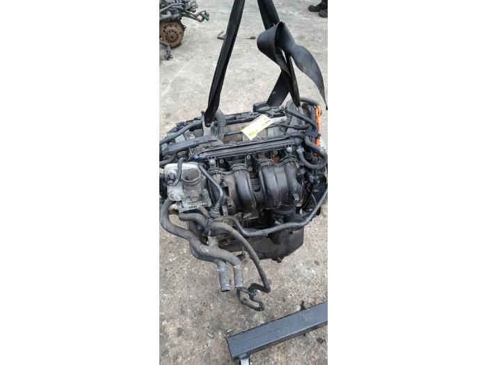 Gebruikte Motor Volkswagen Polo IV (9N1/2/3) 1.4 16V Prijs € 350,00 Margeregeling aangeboden door Umit Sloperij