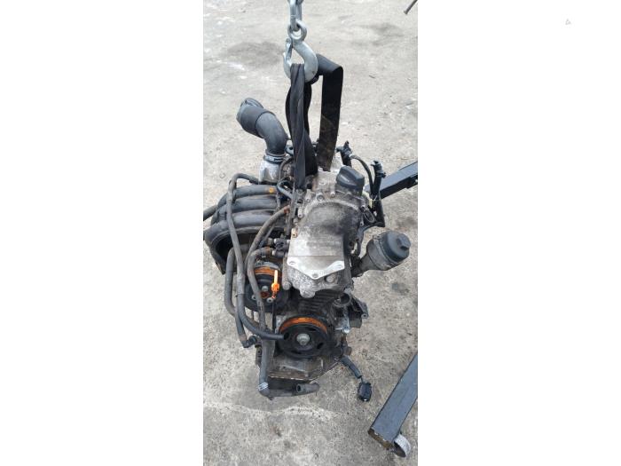 Gebruikte Motor Volkswagen Fox (5Z) 1.2 Prijs € 300,00 Margeregeling aangeboden door Umit Sloperij