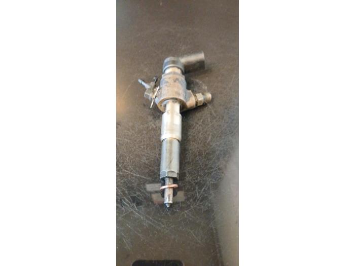 Gebruikte Verstuiver (diesel) Ford Fiesta 5 (JD/JH) 1.4 TDCi Prijs € 70,00 Margeregeling aangeboden door Umit Sloperij