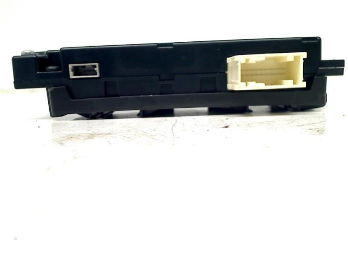 Bluetooth module van een Citroën C5 III Tourer (RW) 1.6 16V THP 155 2010