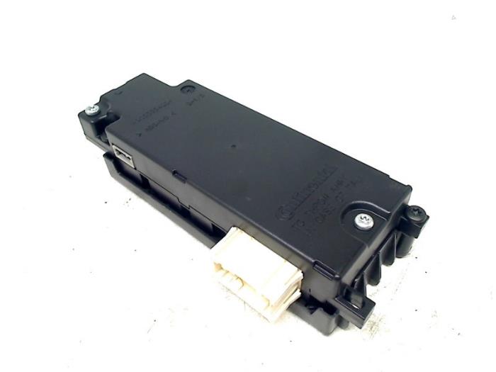 Bluetooth module van een Citroën C5 III Tourer (RW) 1.6 16V THP 155 2010