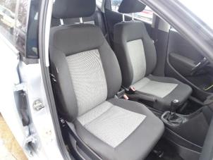 Gebruikte Diversen Volkswagen Polo V (6R) 1.6 TDI 16V 90 Prijs € 200,00 Margeregeling aangeboden door Autohandel & Demontage Weteringbrug