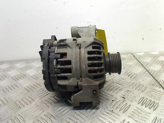 Gebruikte Dynamo Rover 25 1.4 16V Prijs € 30,00 Margeregeling aangeboden door Autohandel & Demontage Weteringbrug