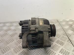 Gebruikte Dynamo Renault Megane (BA) 1.4i RL,RN Prijs € 30,00 Margeregeling aangeboden door Autohandel & Demontage Weteringbrug