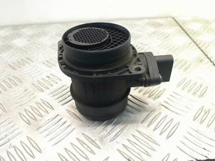 Gebruikte Luchthoeveelheidsmeter Volkswagen Polo IV (9N1/2/3) 1.4 TDI 80 Prijs € 15,00 Margeregeling aangeboden door Autohandel & Demontage Weteringbrug