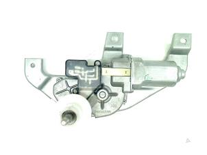 Gebruikte Ruitenwissermotor achter Suzuki Swift (ZA/ZC/ZD1/2/3/9) 1.3 VVT 16V Prijs € 10,00 Margeregeling aangeboden door Autohandel & Demontage Weteringbrug