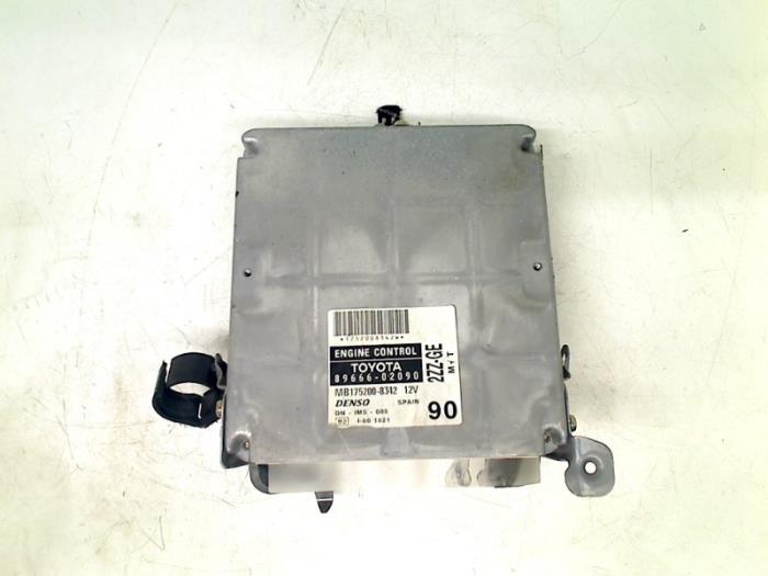 Gebruikte Computer Motormanagement Toyota Corolla (E12) 1.8 16V TS VVT-i Prijs € 75,00 Margeregeling aangeboden door Autohandel & Demontage Weteringbrug