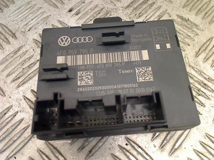 Gebruikte Computer Diversen Audi Q7 (4LB) 3.0 TDI V6 24V Prijs € 40,00 Margeregeling aangeboden door Autohandel & Demontage Weteringbrug