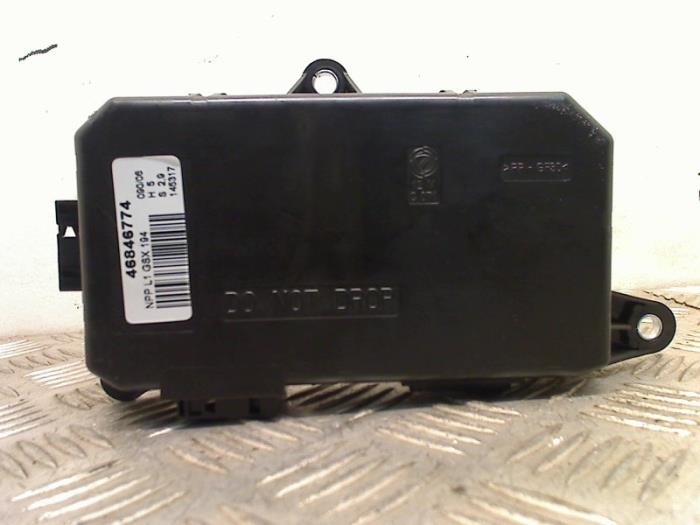 Gebruikte Computer Diversen Fiat Croma (194) 1.8 MPI 16V Prijs € 30,00 Margeregeling aangeboden door Autohandel & Demontage Weteringbrug