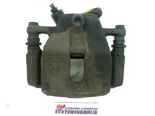 Gebruikte Remklauw (Tang) rechts-voor Suzuki Swift (ZA/ZC/ZD1/2/3/9) 1.3 VVT 16V Prijs € 20,00 Margeregeling aangeboden door Autohandel & Demontage Weteringbrug
