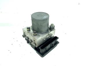 Gebruikte ABS Pomp Peugeot 307 SW (3H) 2.0 16V Prijs € 55,00 Margeregeling aangeboden door Autohandel & Demontage Weteringbrug