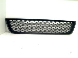 Gebruikte Bumper Rooster Kia Picanto (BA) 1.0 12V Prijs € 25,00 Margeregeling aangeboden door Autohandel & Demontage Weteringbrug