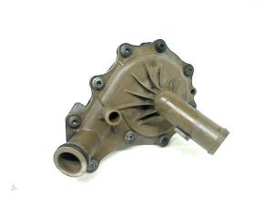 Gebruikte Koelvloeistof pomp Ford Transit 2.2 TDCi 16V Prijs € 40,00 Margeregeling aangeboden door Autohandel & Demontage Weteringbrug