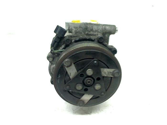 Aircopomp van een Ford Transit 2.2 TDCi 16V 2012