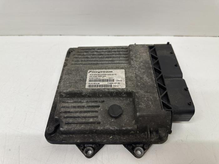 Gebruikte Computer Motormanagement Fiat 500 (312) 1.3 MJTD 16V Prijs € 100,00 Margeregeling aangeboden door Autohandel & Demontage Weteringbrug