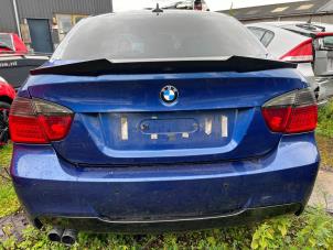 Gebruikte Achterklep BMW 3 serie (E90) 325i 24V Prijs € 250,00 Margeregeling aangeboden door Autohandel & Demontage Weteringbrug
