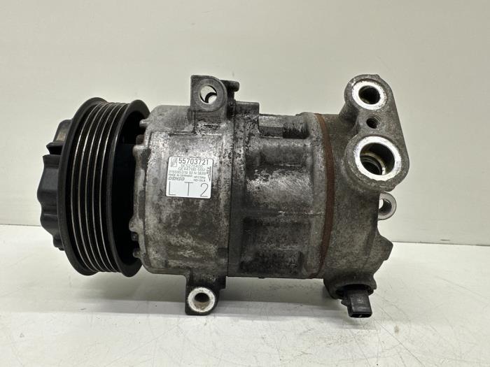 Gebruikte Aircopomp Opel Corsa D 1.3 CDTi 16V ecoFLEX Prijs € 25,00 Margeregeling aangeboden door Autohandel & Demontage Weteringbrug