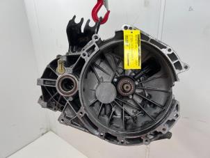 Gebruikte Versnellingsbak Ford Focus C-Max 1.8 16V Prijs € 150,00 Margeregeling aangeboden door Autohandel & Demontage Weteringbrug