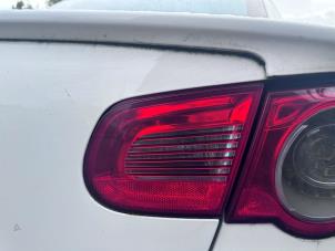 Gebruikte Achterlicht rechts Volkswagen Eos (1F7/F8) 2.0 TFSI 16V Prijs € 20,00 Margeregeling aangeboden door Autohandel & Demontage Weteringbrug