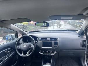 Gebruikte Airbag set + dashboard Kia Rio III (UB) 1.2 CVVT 16V Prijs € 800,00 Margeregeling aangeboden door Autohandel & Demontage Weteringbrug