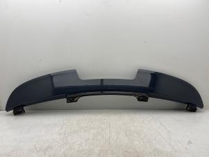 Gebruikte Spoiler achterklep Seat Leon (1P1) 1.4 TSI 16V Prijs € 150,00 Margeregeling aangeboden door Autohandel & Demontage Weteringbrug