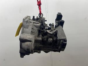 Gebruikte Versnellingsbak Volkswagen Polo V (6R) 1.2 TDI 12V BlueMotion Prijs € 150,00 Margeregeling aangeboden door Autohandel & Demontage Weteringbrug