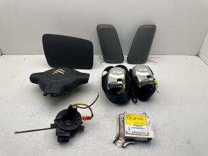 Gebruikte Module + Airbag Set Citroen C1 1.0 12V Prijs € 250,00 Margeregeling aangeboden door Autohandel & Demontage Weteringbrug