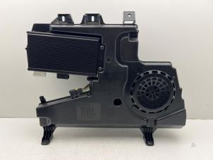 Gebruikte Subwoofer Peugeot 207/207+ (WA/WC/WM) 1.6 16V GT THP Prijs € 75,00 Margeregeling aangeboden door Autohandel & Demontage Weteringbrug