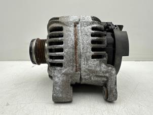 Gebruikte Dynamo Opel Corsa D 1.4 16V Twinport Prijs € 20,00 Margeregeling aangeboden door Autohandel & Demontage Weteringbrug