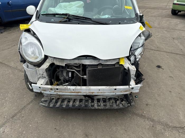 Gebruikte Steekas links-voor Citroen C1 1.0 12V Prijs € 20,00 Margeregeling aangeboden door Autohandel & Demontage Weteringbrug